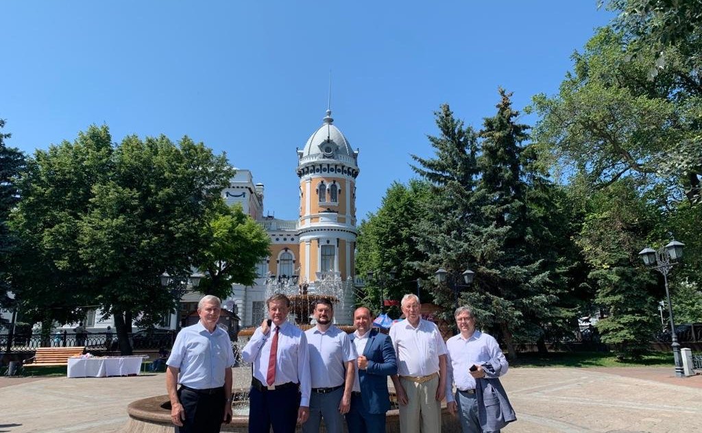Сергей Рябухин принял участие во встрече землячества с руководством Ульяновской области