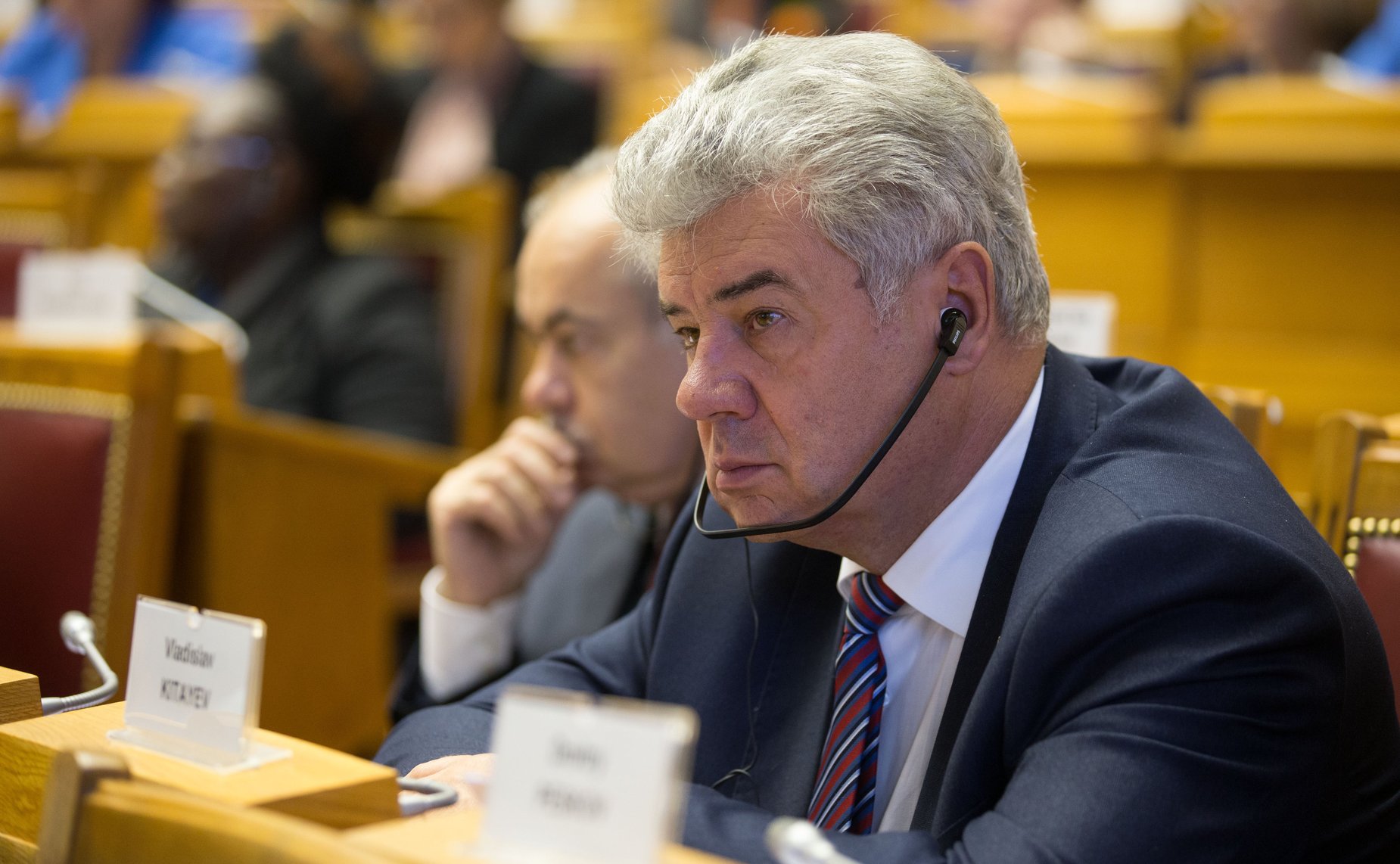 Виктор Бондарев