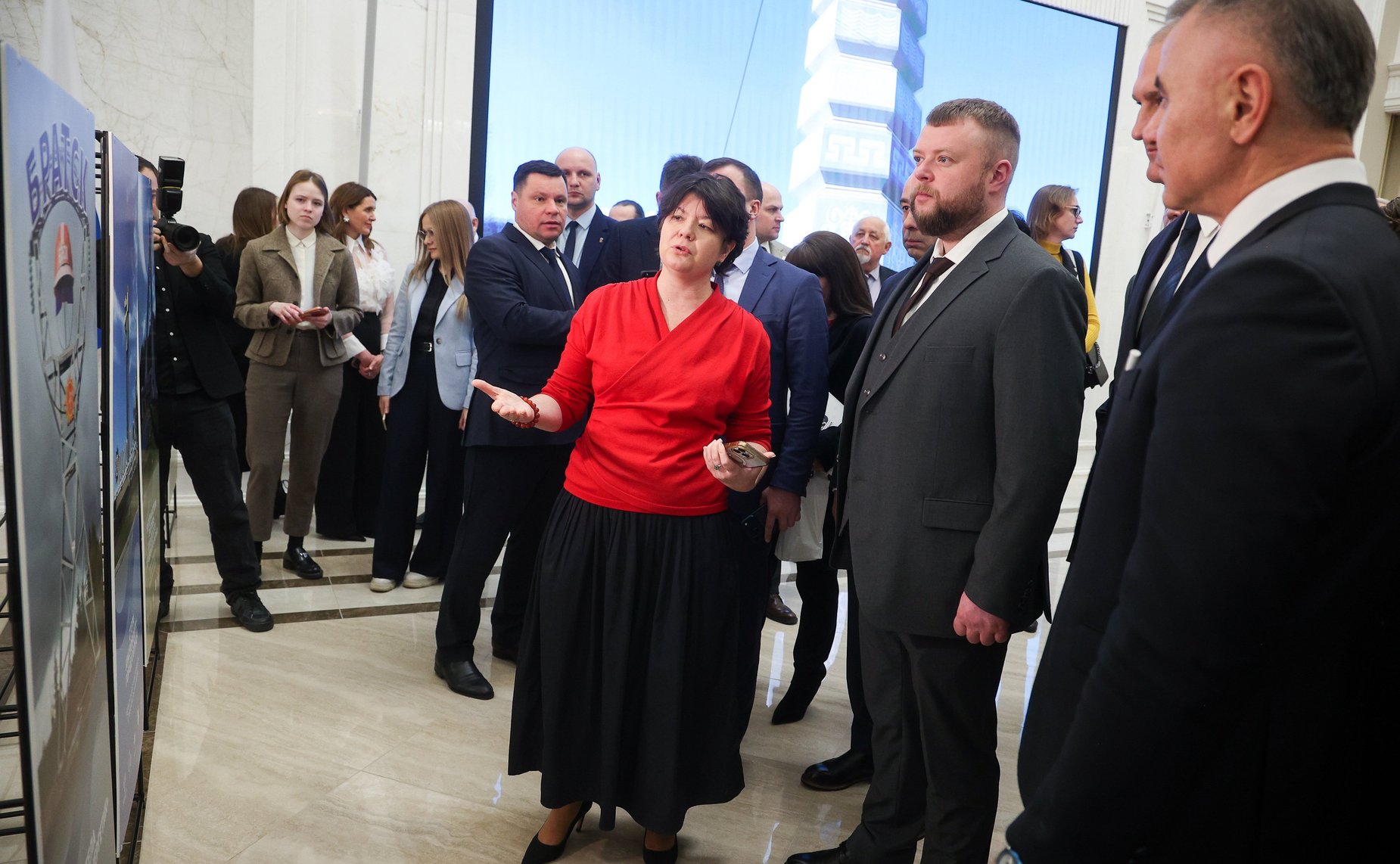 Открытие в Совете Федерации выставки Всероссийского конкурса «Въездные стелы муниципальных образований и входные группы общественных пространств»