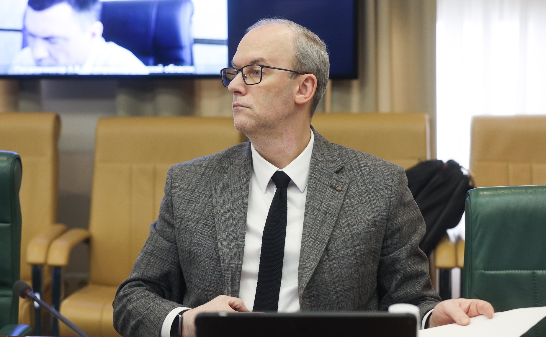 Совещание Комитета Совета Федерации по экономической политике по вопросам совершенствования механизмов расширенной ответственности производителей и импортеров товаров и упаковки