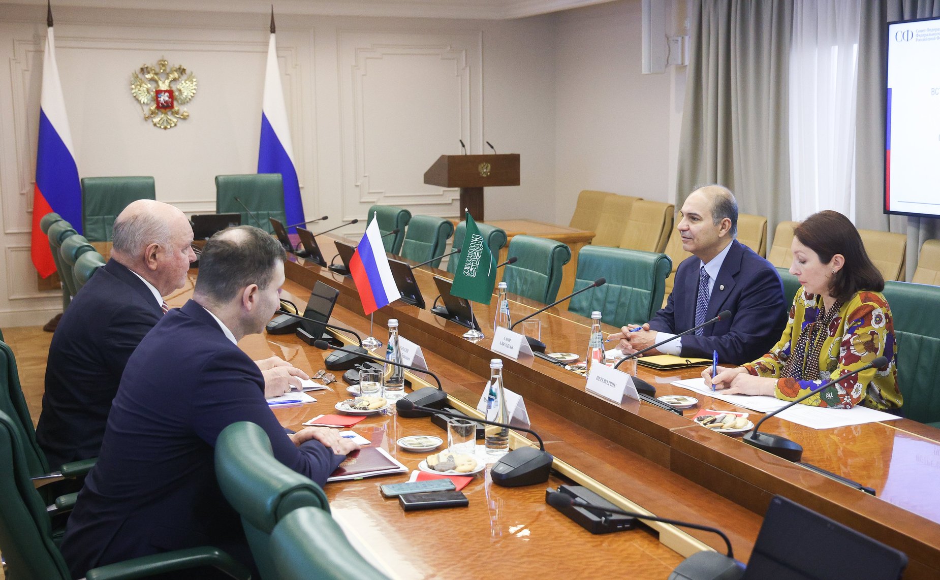 Встреча председателя Комитета СФ по международным делам Григория Карасина с Чрезвычайным и Полномочным Послом Королевства Саудовская Аравия в Российской Федерации Сами Бен Мухаммедом Абдаллой Аль-Садханом