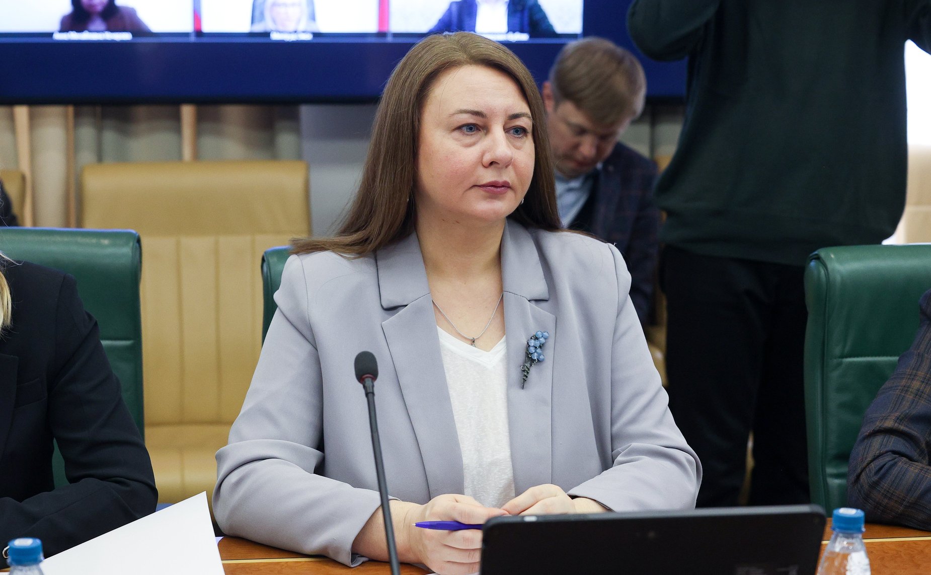 Совещание Комитета СФ по международным делам по вопросам совершенствования практики переселения в Россию соотечественников за рубежом, лиц, разделяющих российские духовно-нравственные ценности, и лиц, представляющих интерес для РФ