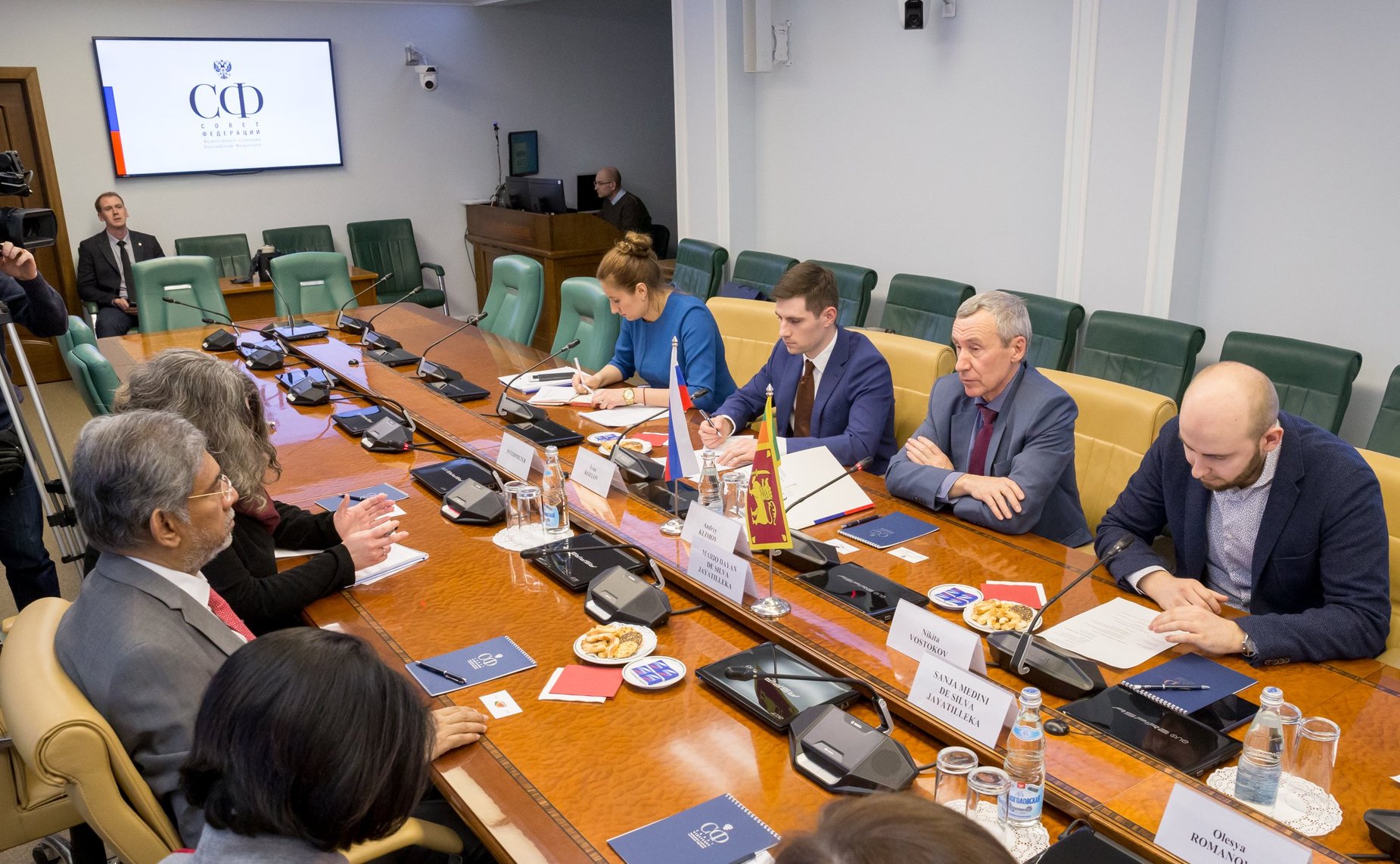 Встреча Андрея Климова с Чрезвычайным и Полномочным Послом Республики Шри-Ланка в РФ Даяном Джаятиллекой