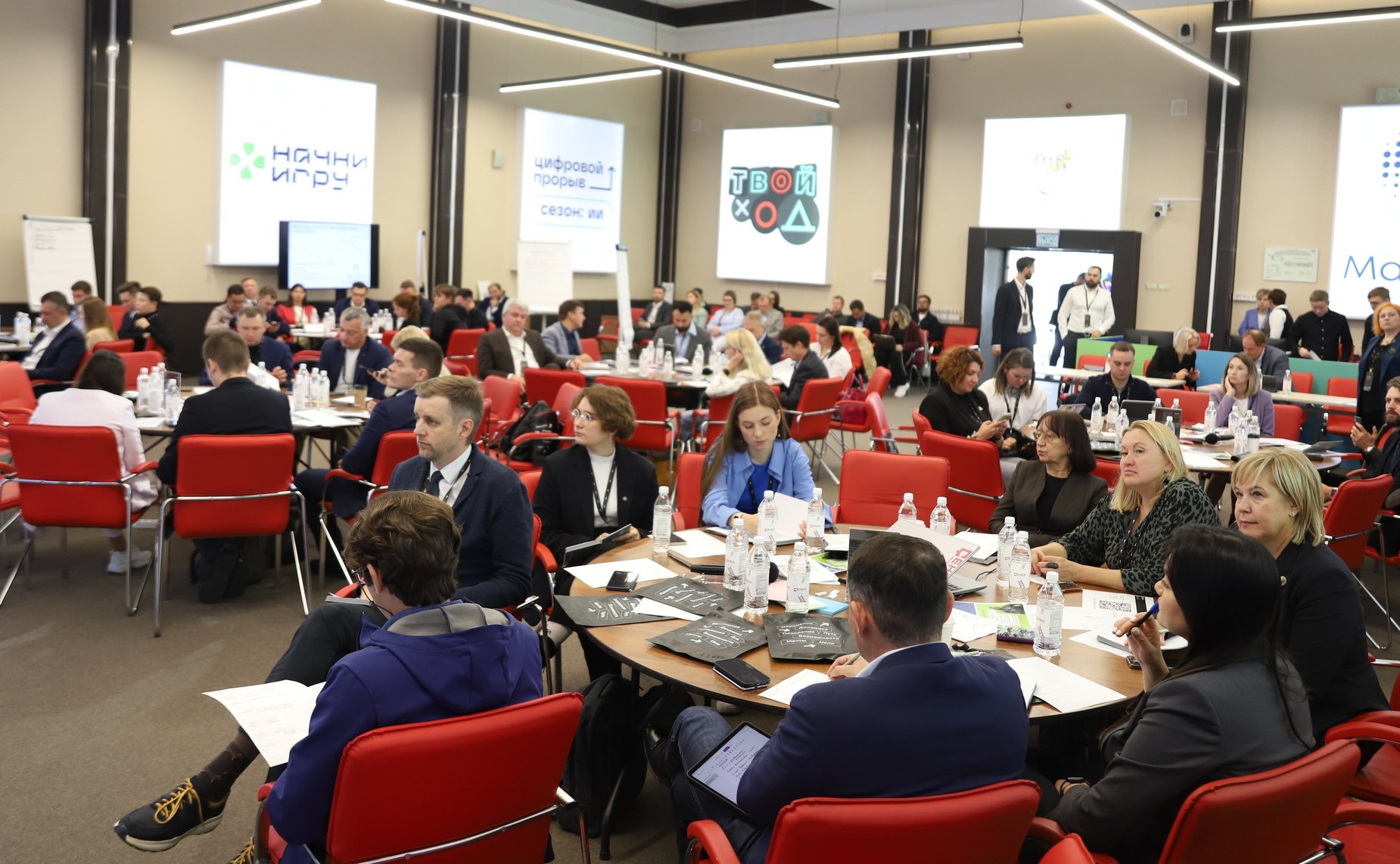 Инна Святенко приняла участие в заседании Комиссии Госсовета по направлению «Молодежная политика»