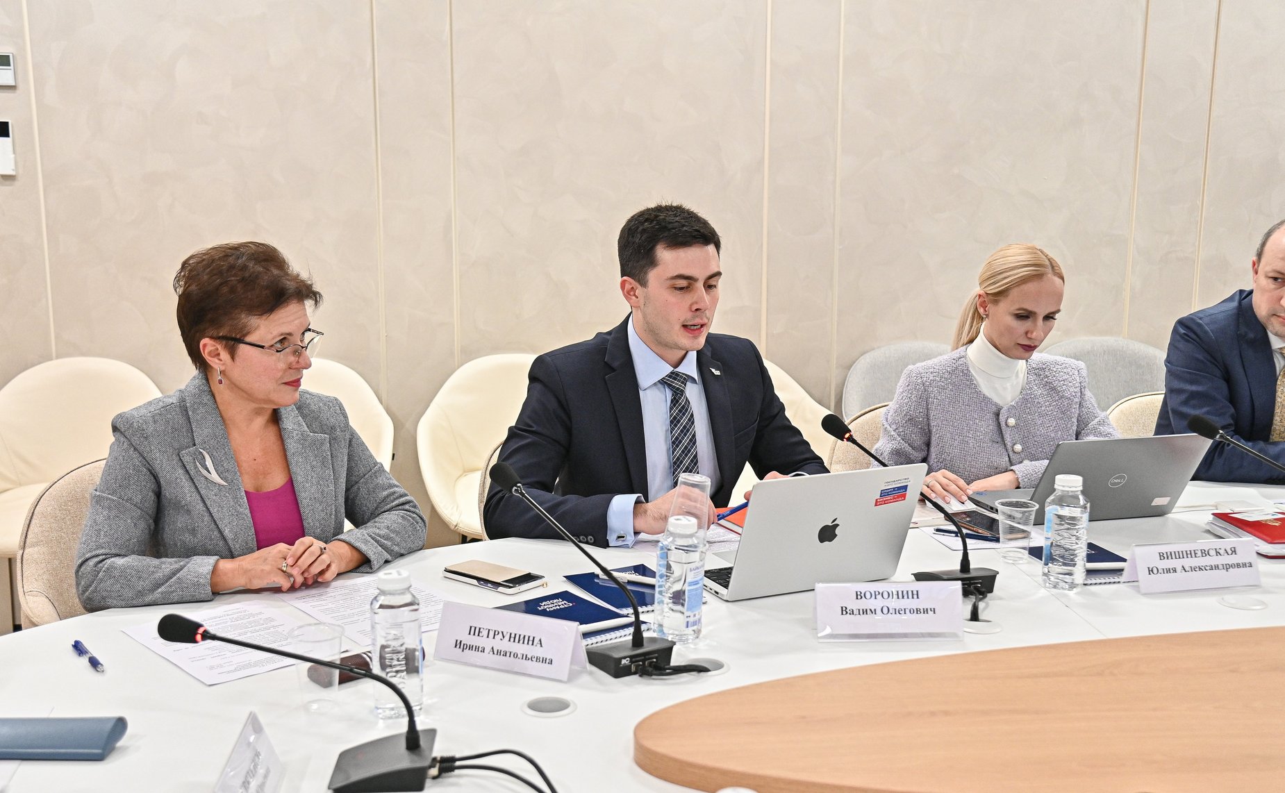 Заместитель Председателя Совета Федерации Инна Святенко провела заседание рабочей группы «Социальные проекты» Агентства стратегических инициатив