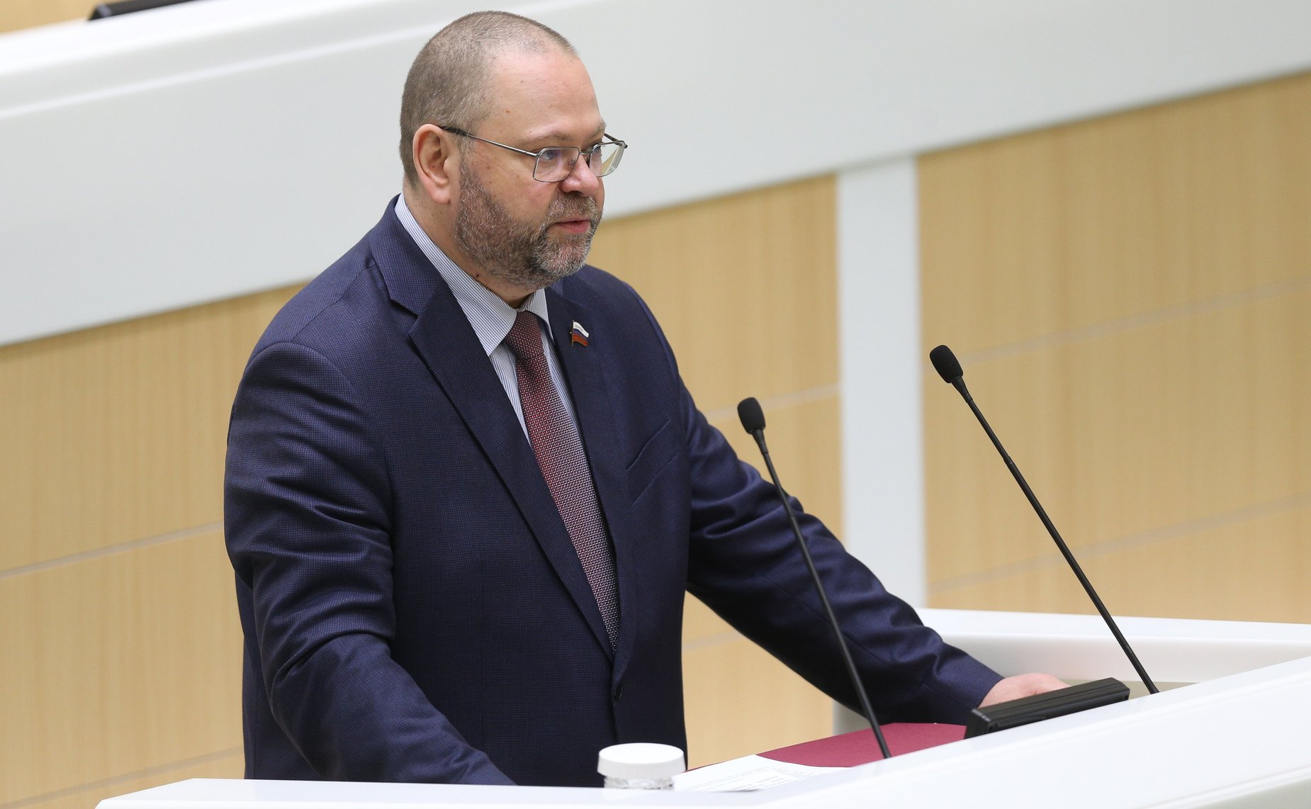 Олег Мельниченко