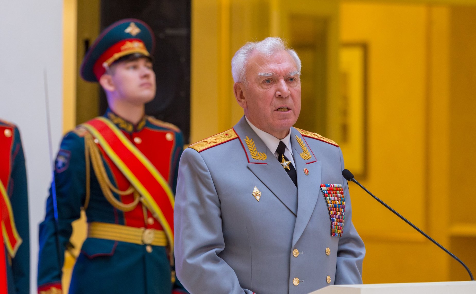 Открытие совместного торжественного заседания Комитета СФ по обороне и безопасности и Клуба военачальников Российской Федерации, посвященного 100-летию со дня создания Красной Армии