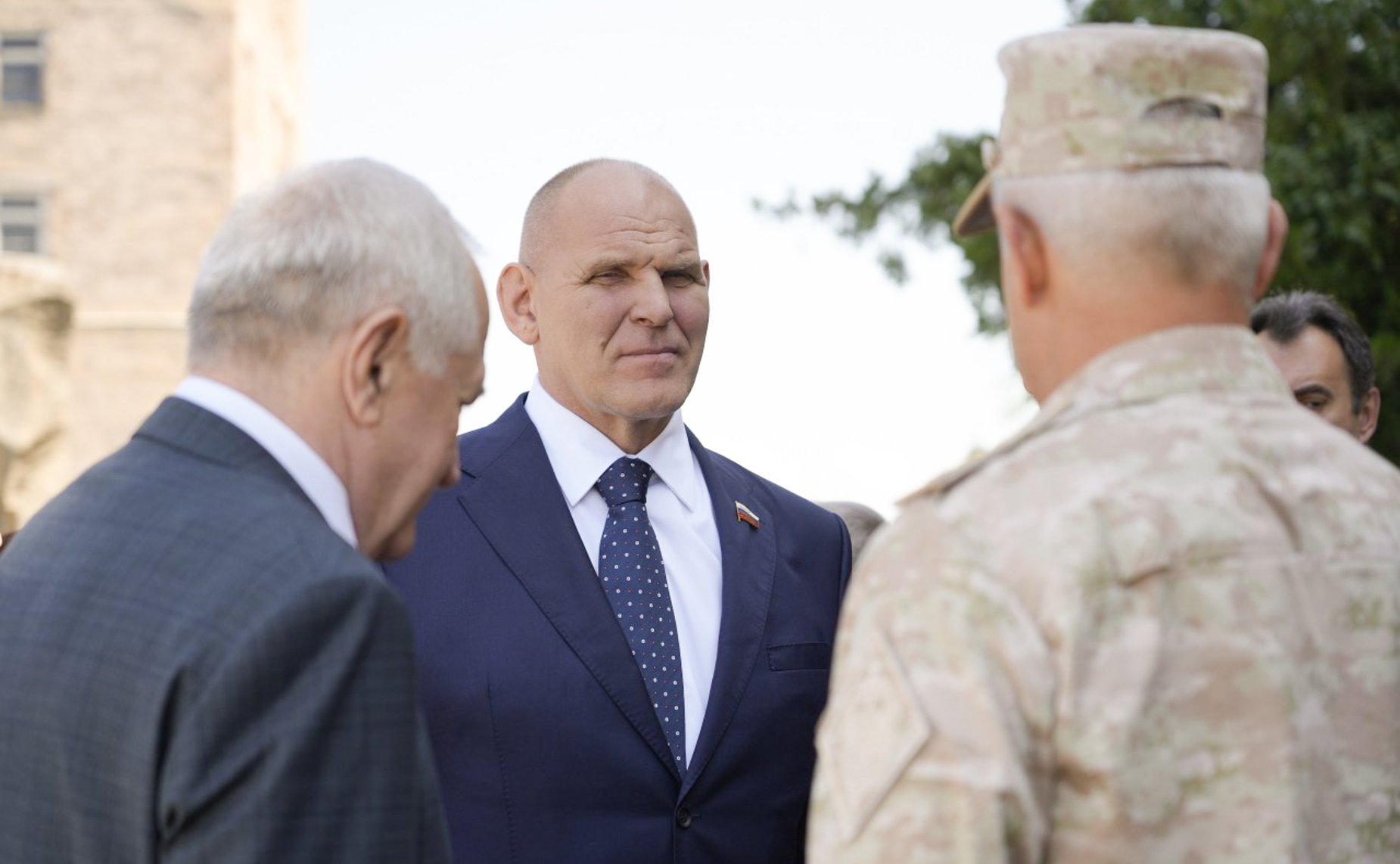 Александр Карелин