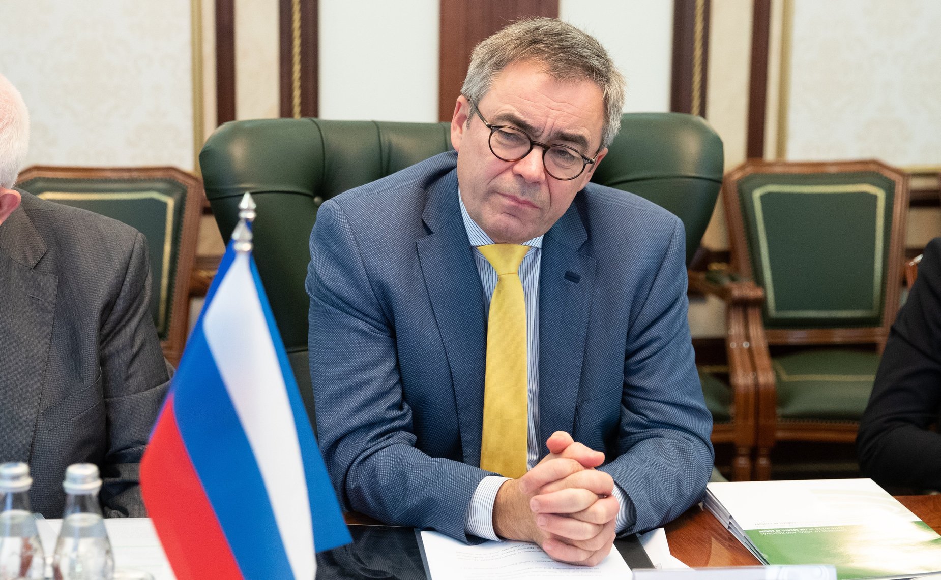 Встреча членов Комитета СФ по федеративному устройству, региональной политике, местному самоуправлению и делам Севера с делегацией КМРВСЕ