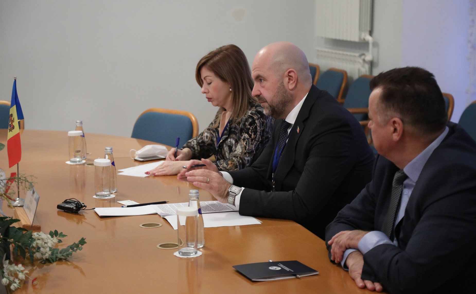 Встреча председателя Комитета Совета Федерации по международным делам Григория Карасина с руководителем молдавской делегации в МПА СНГ Владимиром Боля