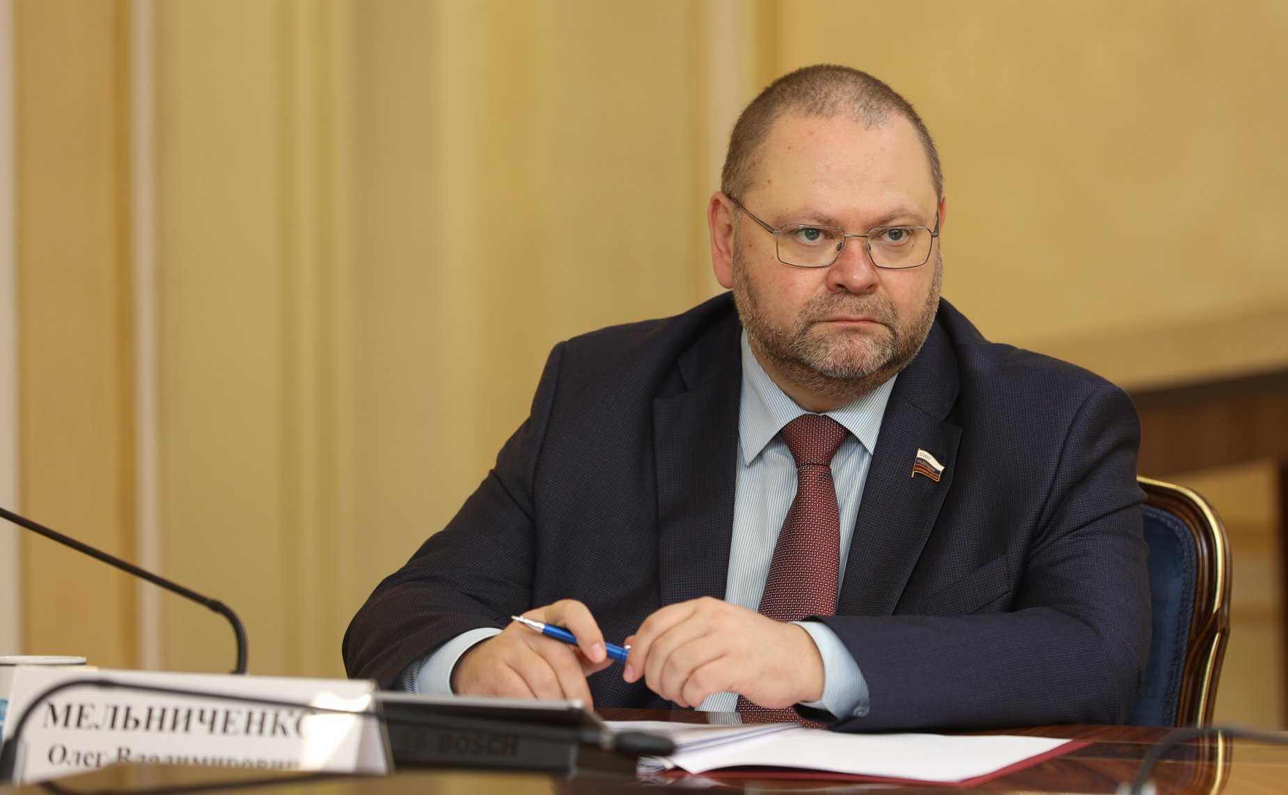 Олег Мельниченко