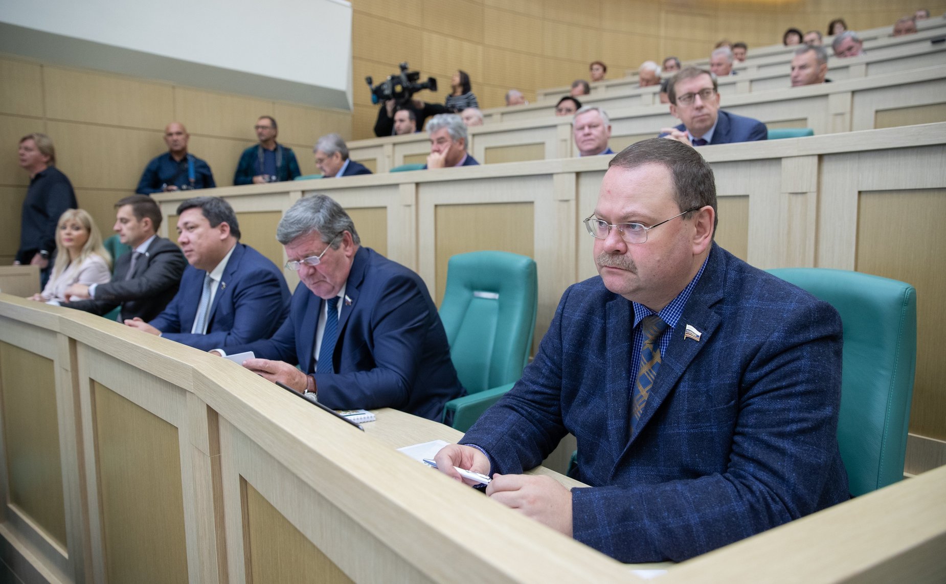 Олег Мельниченко