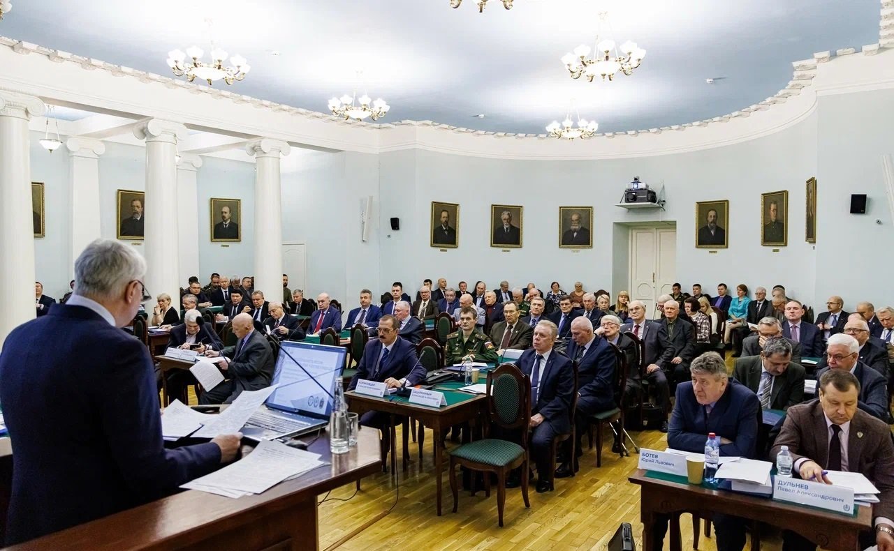 Маргарита Павлова приняла участие в конференции «Военная безопасность России: исторический опыт и взгляд в будущее»