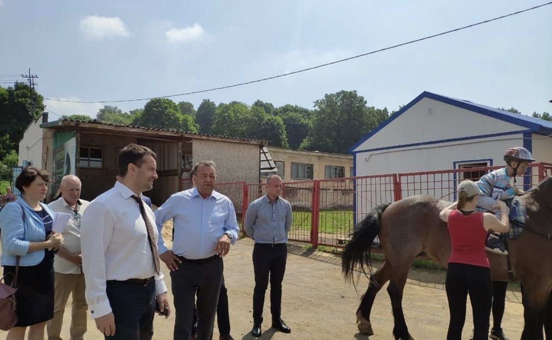 Эдуард Исаков осмотрел спортивные и культурные объекты Калуги