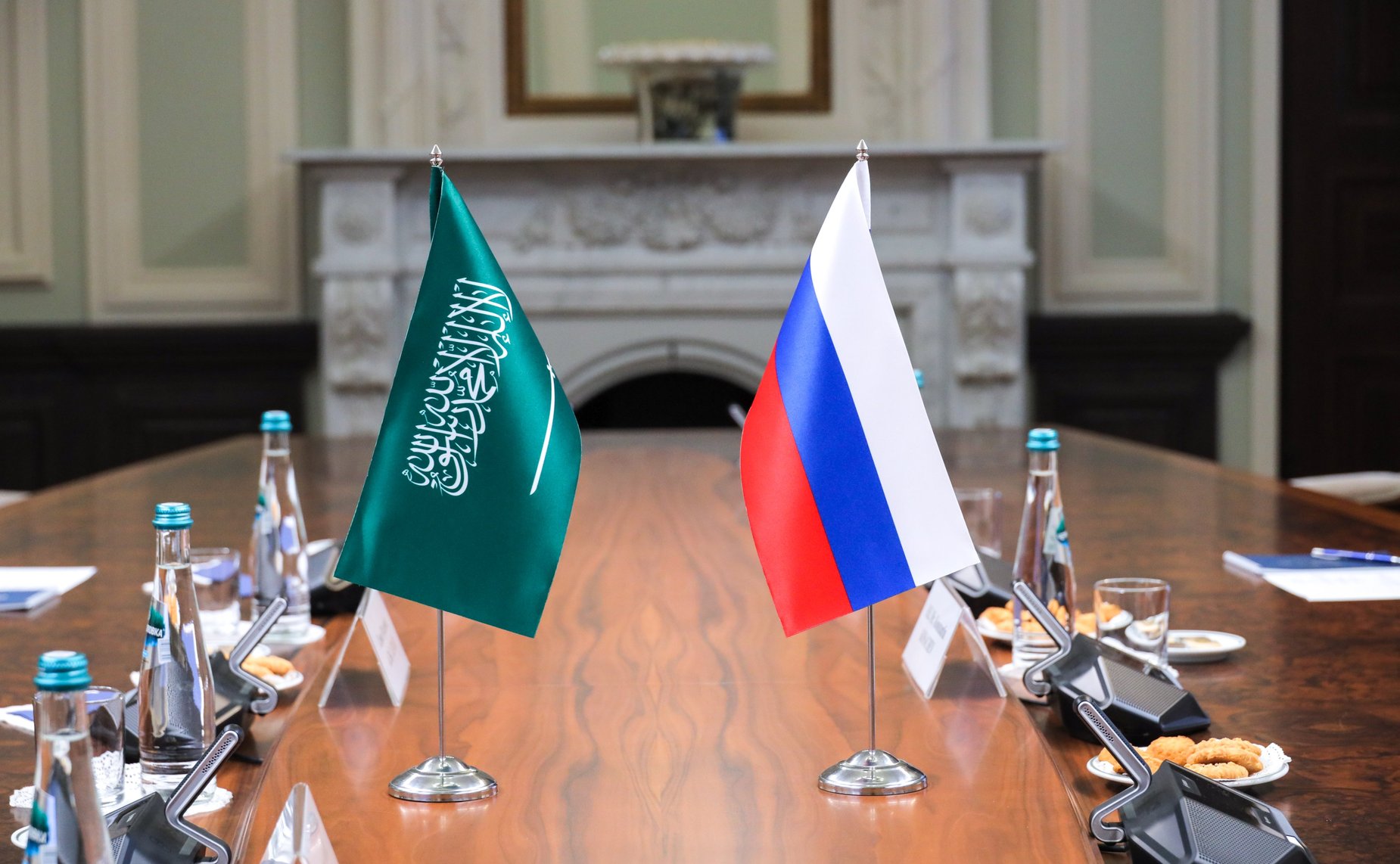 Встреча Константина Косачева с Чрезвычайным и Полномочным Послом Королевства Саудовская Аравия в Российской Федерации