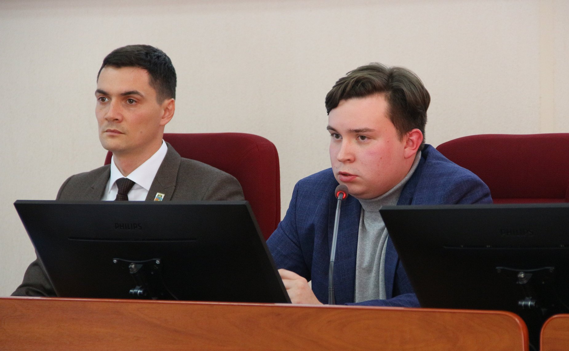 Роман Маслов вместе с Молодежным парламентом города Череповца и АНО «Наука любви к Отечеству» дал старт новому образовательному проекту «История без вымысла», направленному на сохранение истории нашей страны