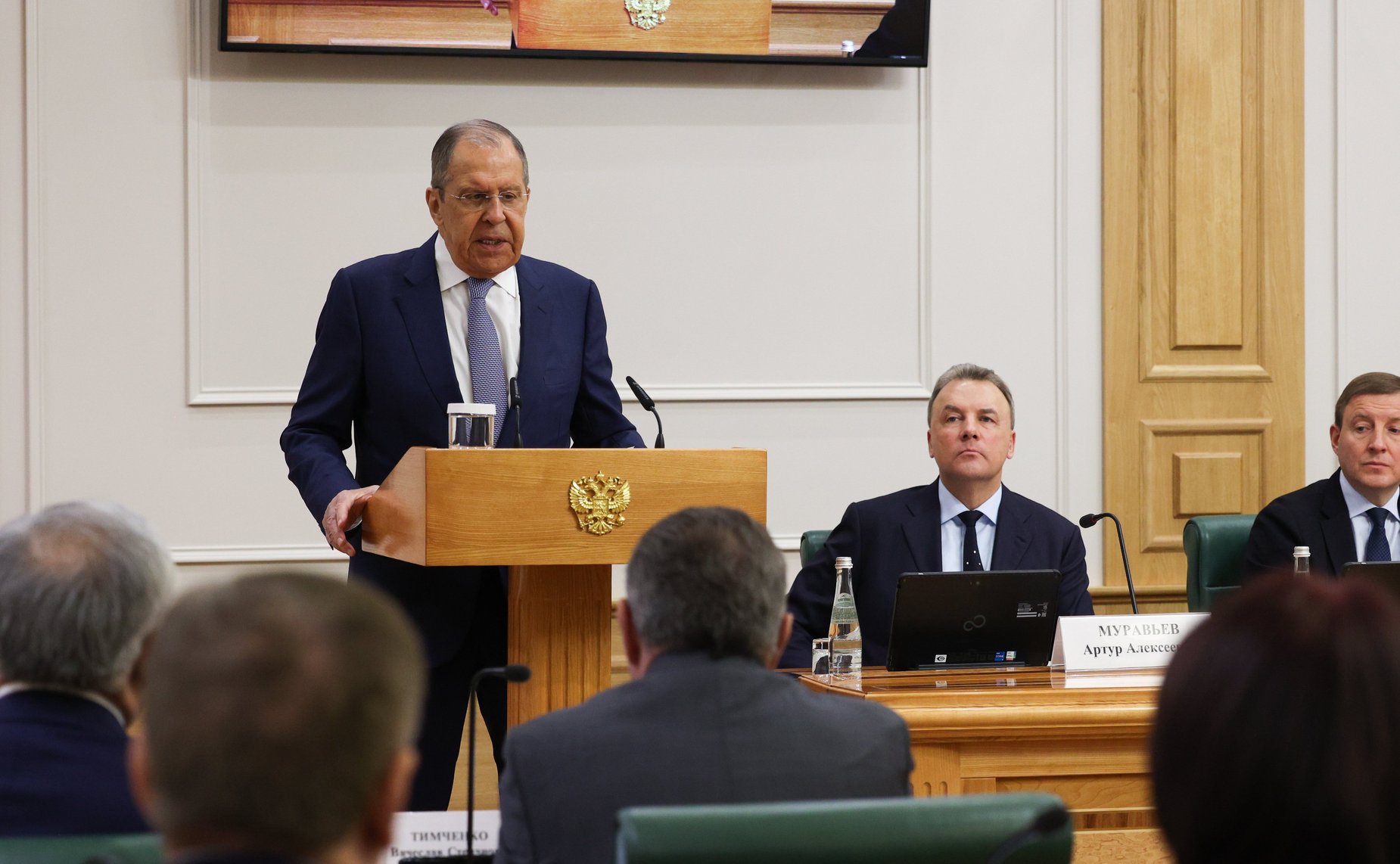 На заседании Комитета СФ по международным делам проведены консультации по предложенной Президентом РФ кандидатуре на должность Министра иностранных дел РФ
