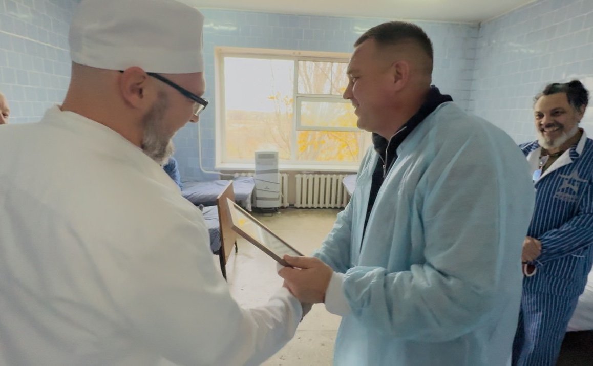 Игорь Кастюкевич посетил военный госпиталь, расположенный в одном из населенных пунктов региона
