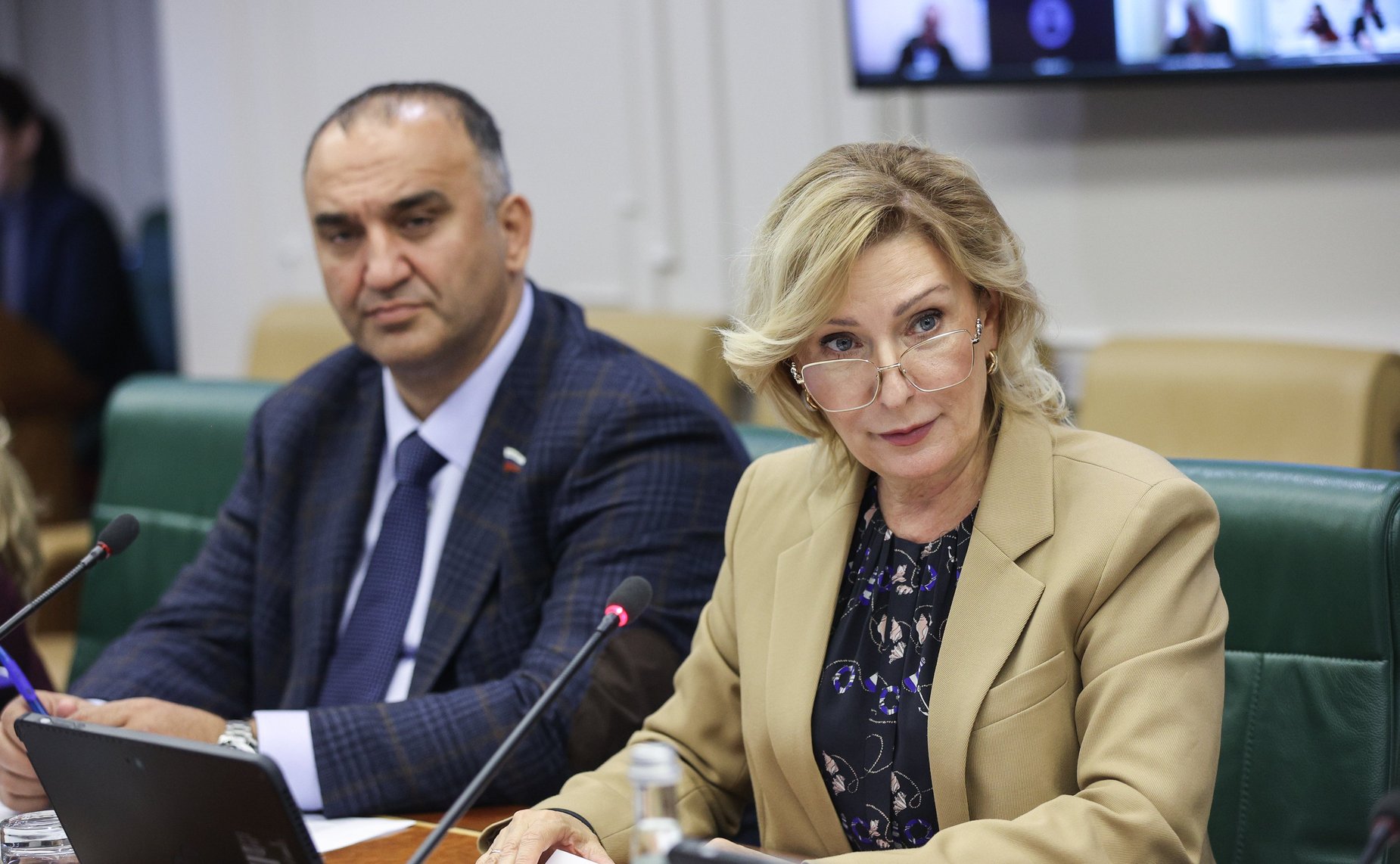 Расширенное совещания на тему «Совершенствование механизма приобретения жилых помещений с использованием средств материнского (семейного) капитала в части исключения практики приобретения жилых помещений, ставших непригодными для проживания граждан»