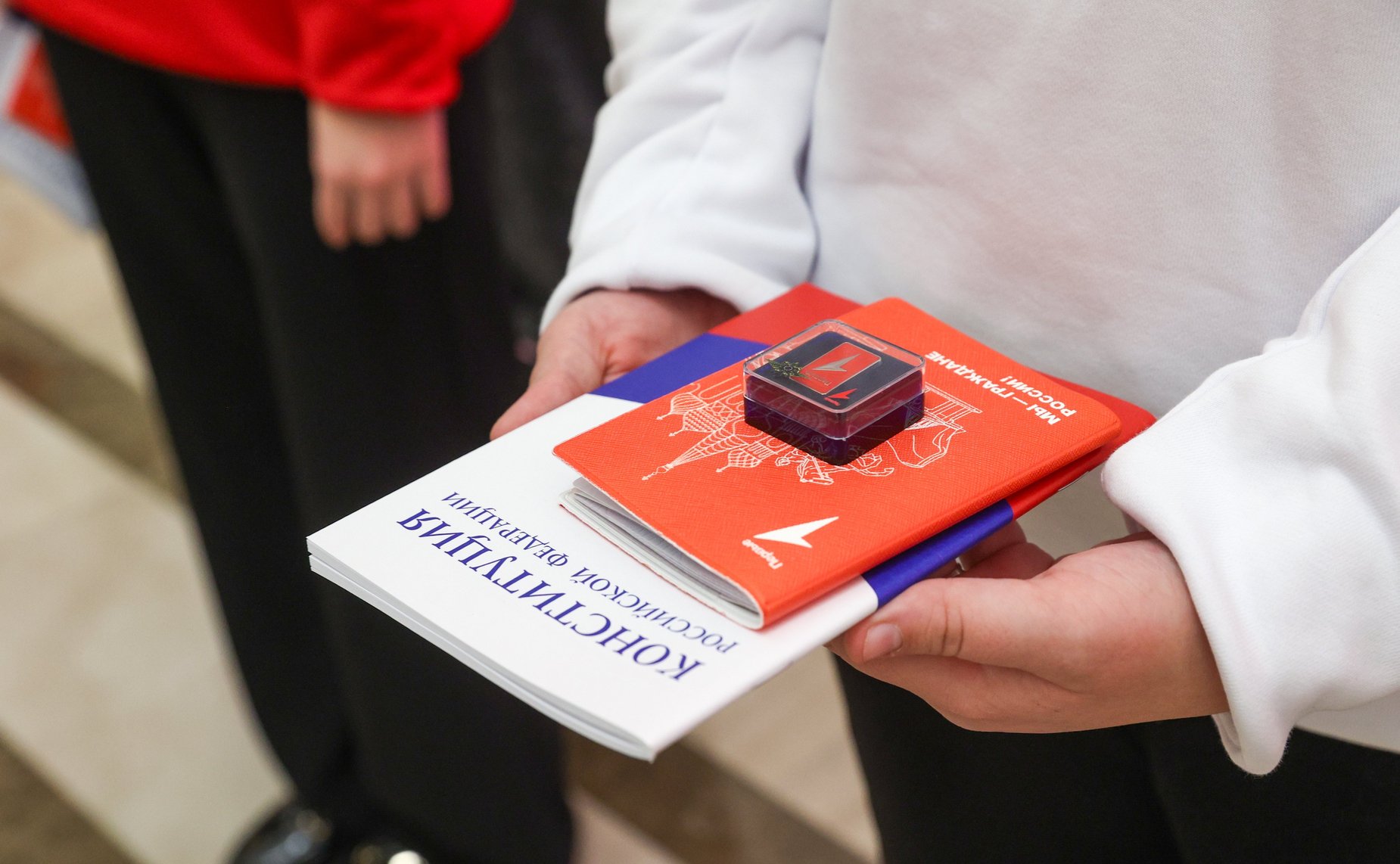 Церемония вручения паспортов Российской Федерации ребятам, достигшим 14-летнего возраста