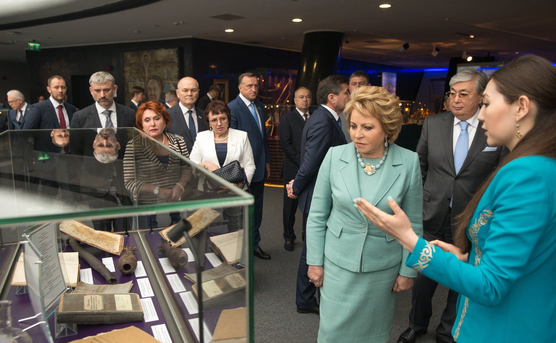 В. Матвиенко в библиотеке первого президента-Лидера Нации в Казахстане
