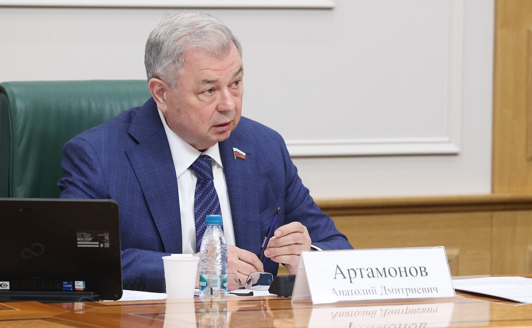 Анатолий Артамонов