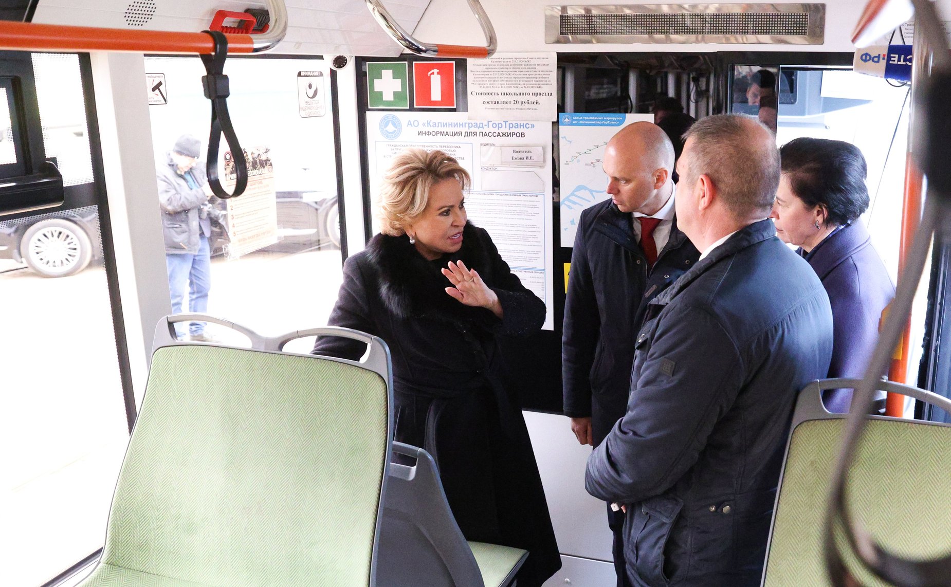 Валентина Матвиенко ознакомилась с работой трамвайного депо муниципального казённого предприятия «КалининградГорТранс»