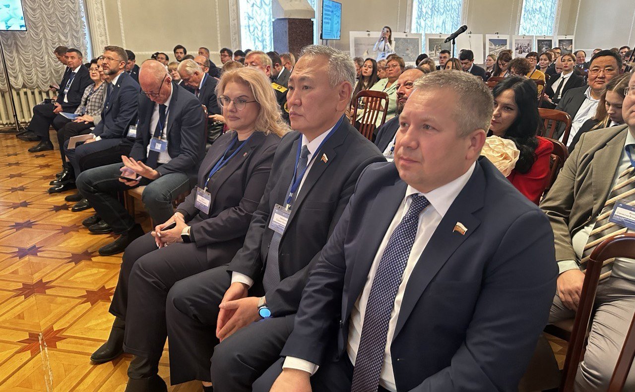 Денис Гусев принял участие в работе X Международного арктического правового форума «Сохранение и устойчивое развитие Арктики: правовые аспекты»