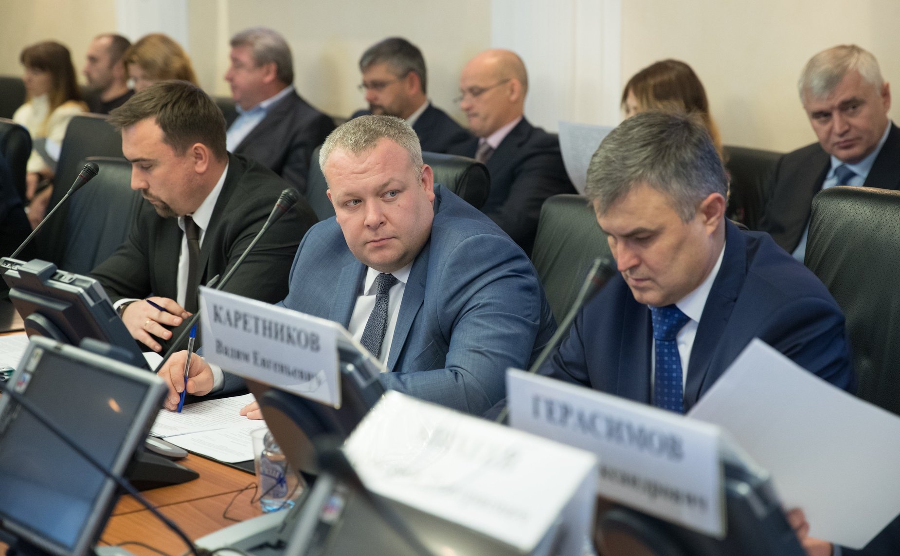 «Круглый стол» на тему «О мерах по разработке унифицированных правил определения стоимости технологического присоединения объектов капитального строительства к сетям инженерно-технологического обеспечения для субъектов РФ»