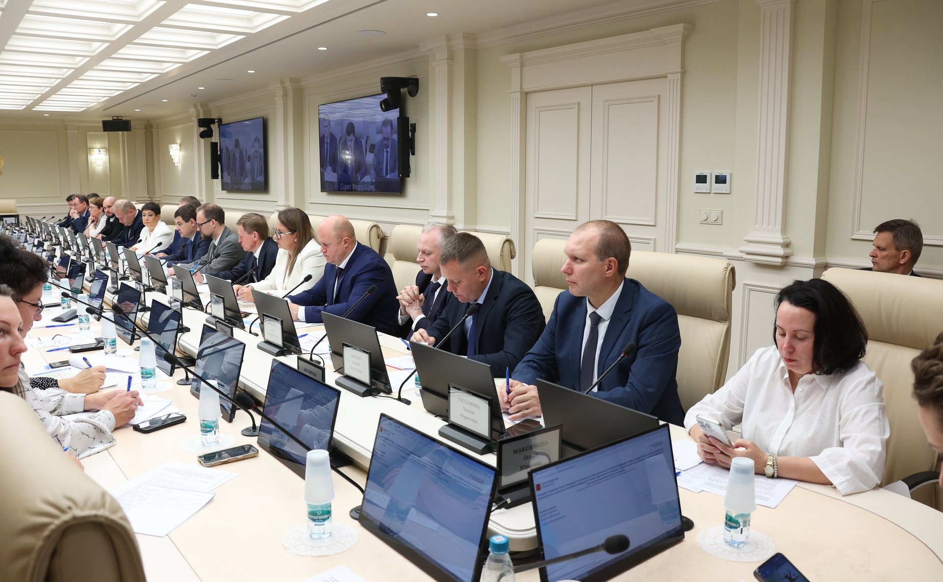 Заседание Комиссии СФ по мониторингу законодательства РФ в сфере государственного контроля (надзора) и муниципального контроля в РФ на тему «Анализ эффективности внедрения в работу контрольных органов индикаторов риска нарушения обязательных требований»