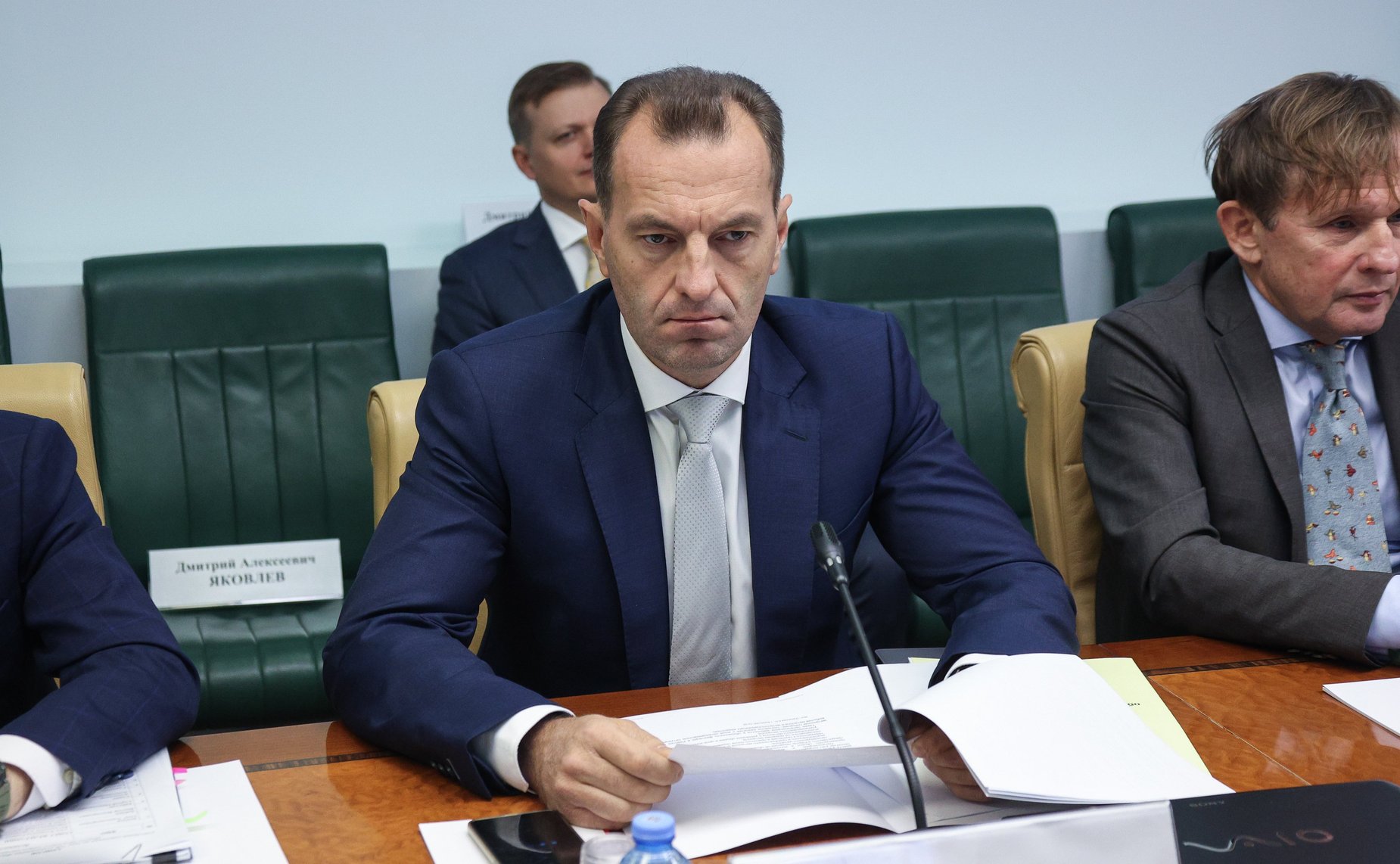 Совещание Комитета СФ по Регламенту и организации парламентской деятельности совместно с Комитетом СФ по бюджету и финансовым рынкам «Об установлении обязательных требований к обороту метилового спирта (метанола)»