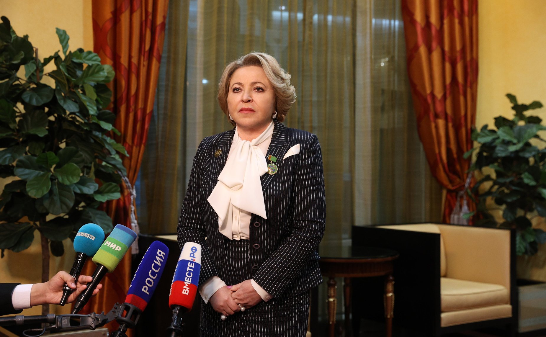 Пресс-подход Валентины Матвиенко по итогам встречи с Президентом Туркменистана Сердаром Бердымухамедовым