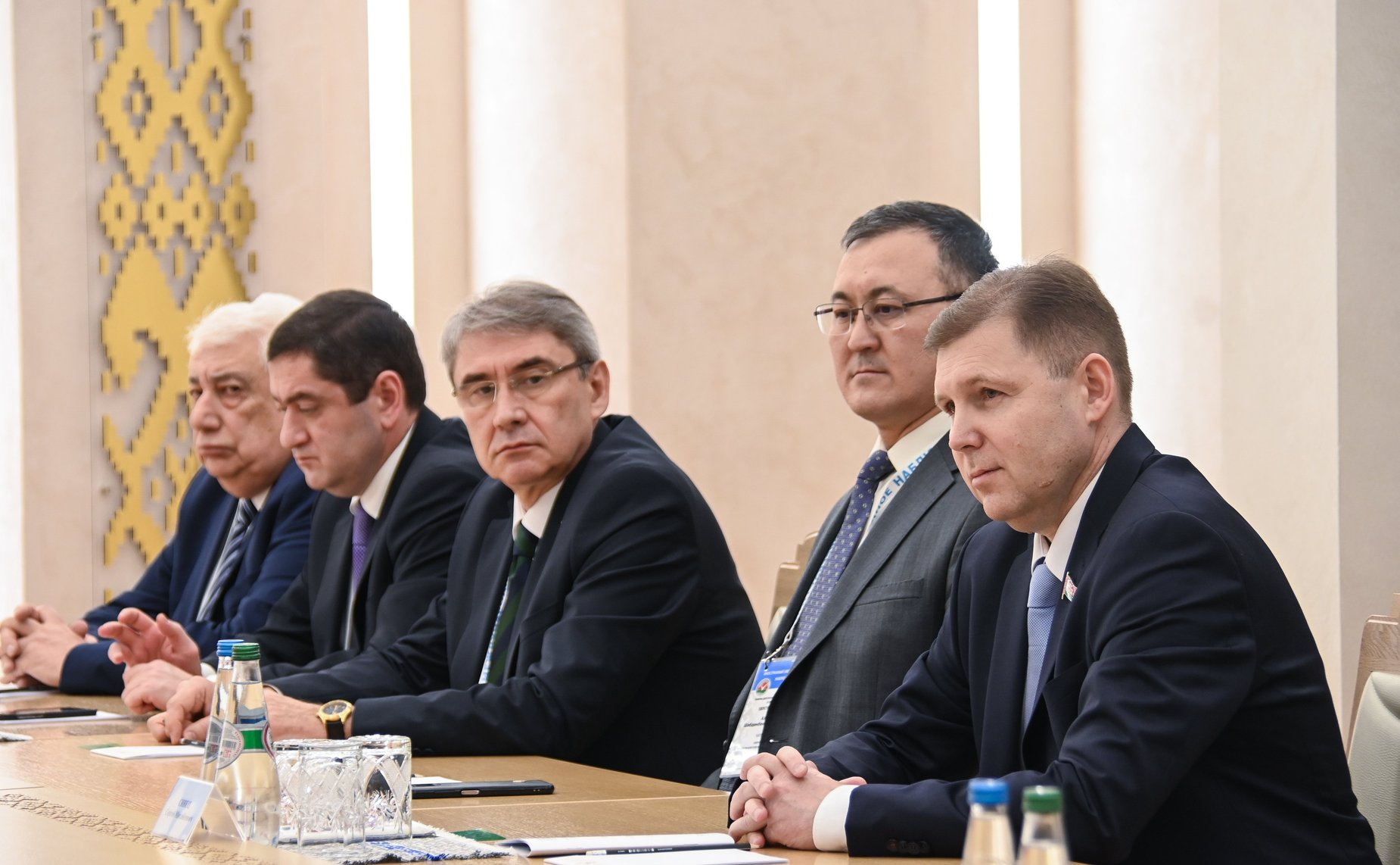 Российские законодатели в рамках визита провели встречу с Председателем Совета Республики Национального собрания Республики Беларусь Натальей Кочановой