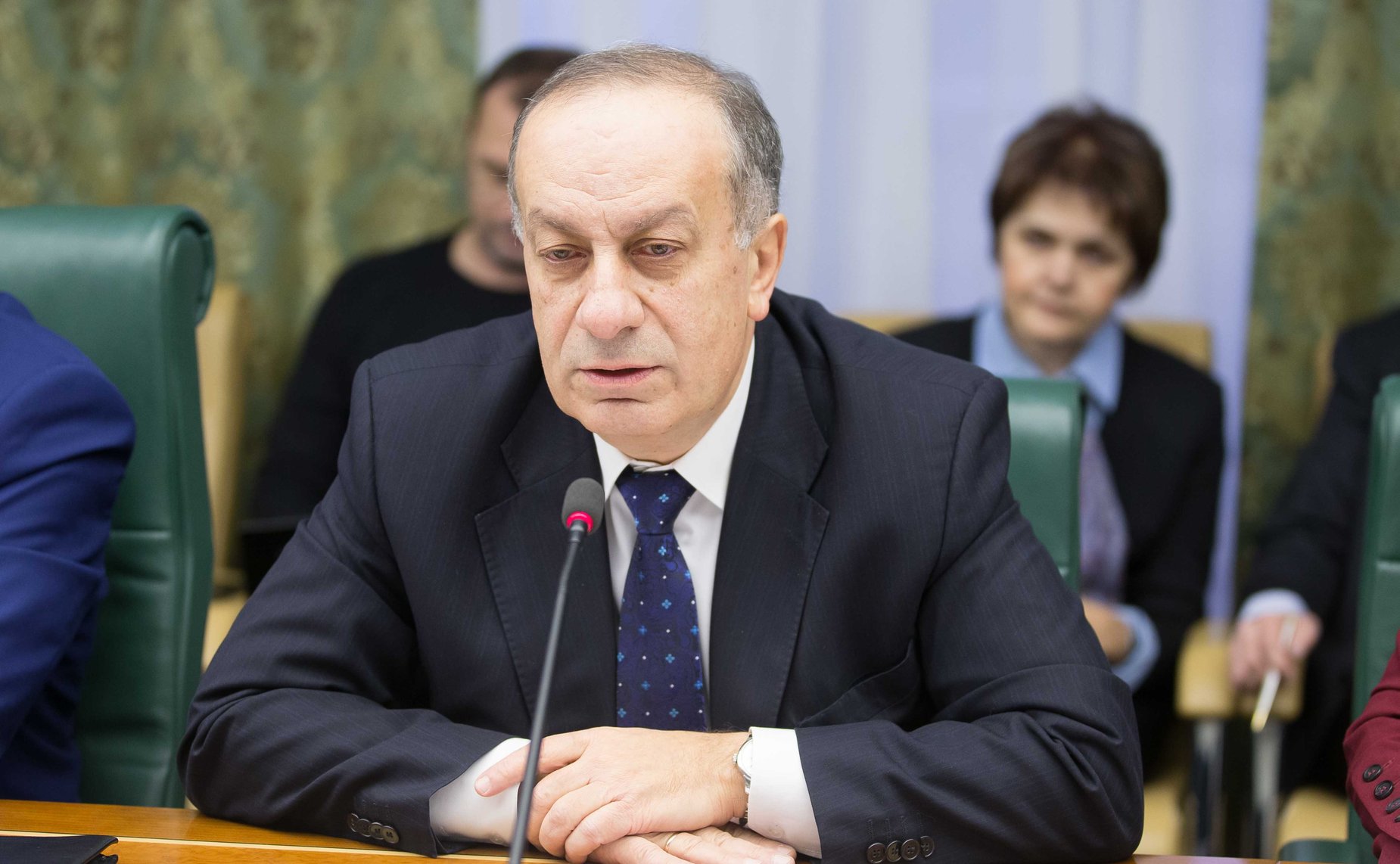 «Круглый стол» на тему «О правовом регулировании деятельности физических лиц, оказывающих отдельные виды услуг без регистрации в качестве индивидуальных предпринимателей»