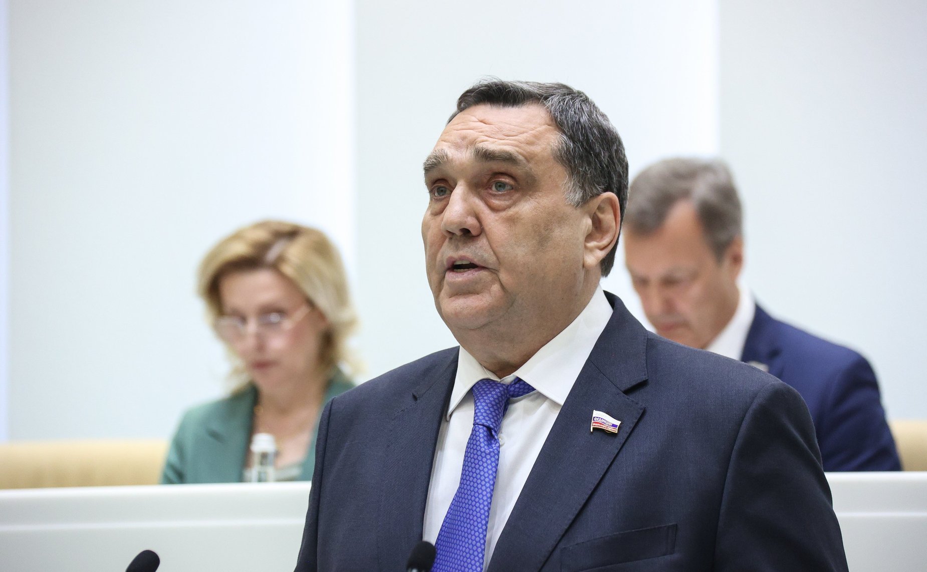 Сергей Иванов