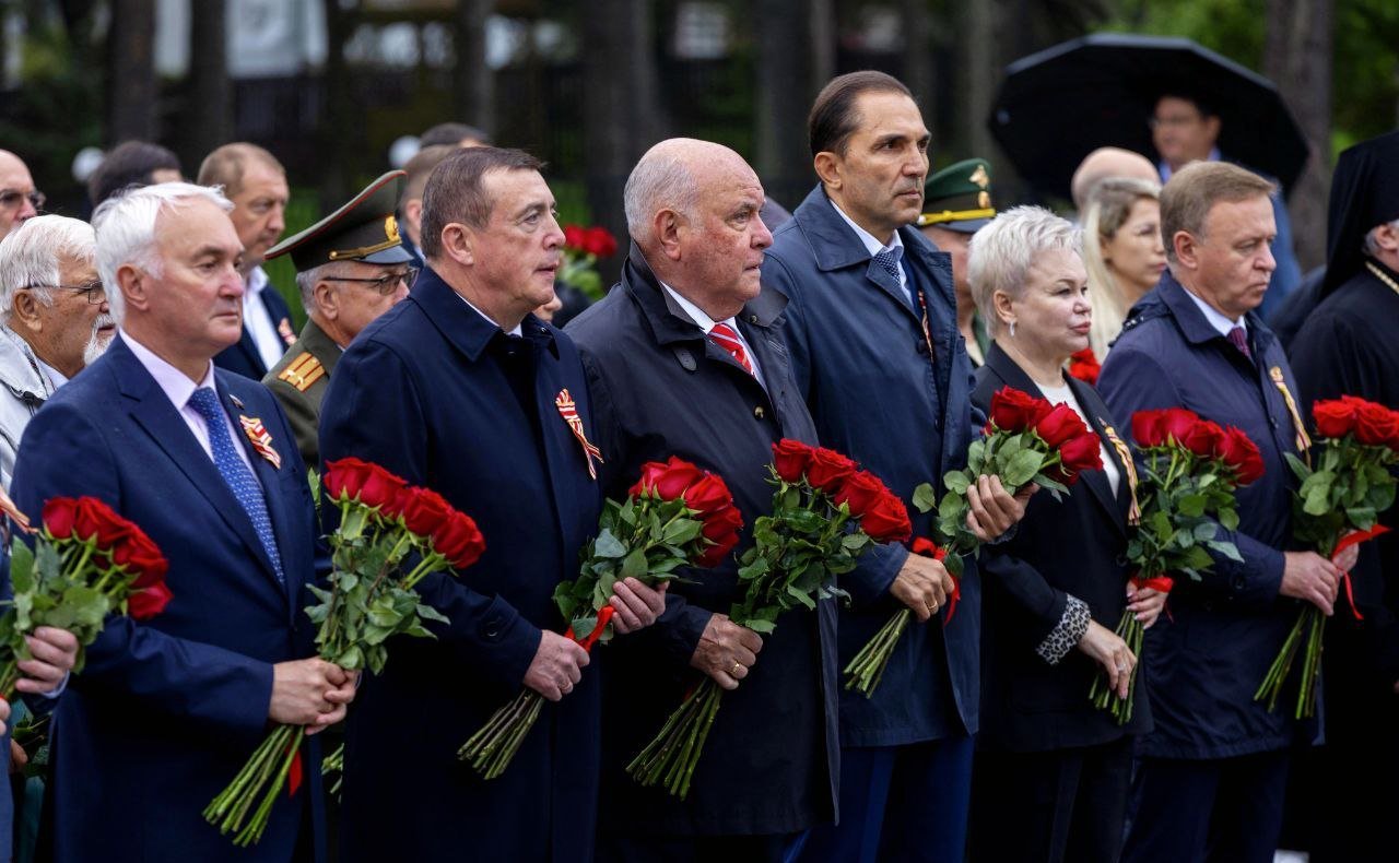 Андрей Хапочкин поздравил Сахалин и Курилы с Днем Победы над милитаристской Японией и окончания Второй мировой войны