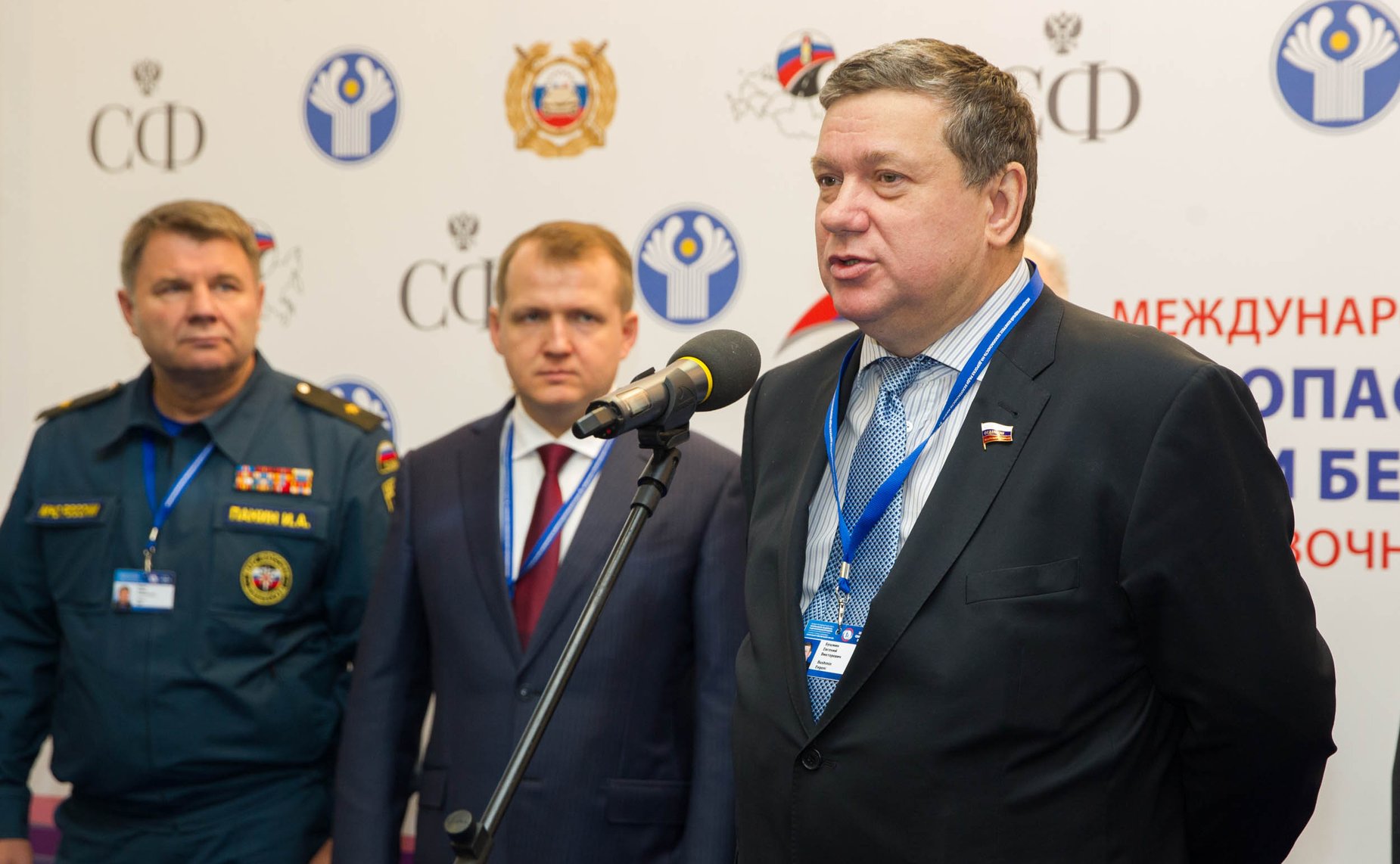 Форум безопасность на дорогах открытие выставки-2