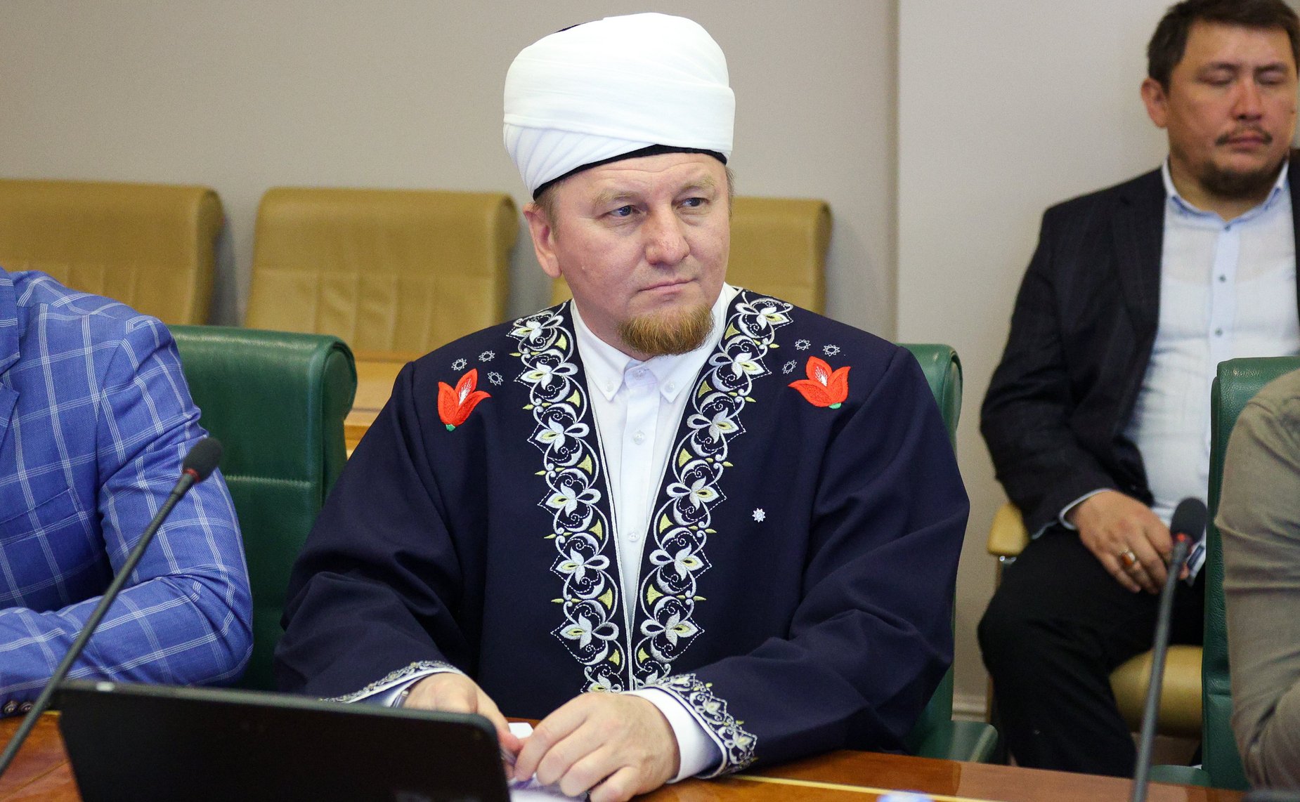 Расширенное совещание по итогам хаджа 2026 года