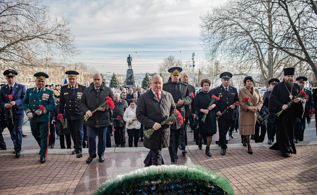 Екатерина Алтабаева приняла участие в торжествах, приуроченных ко Дню защитника Отечества и Дню Народной воли