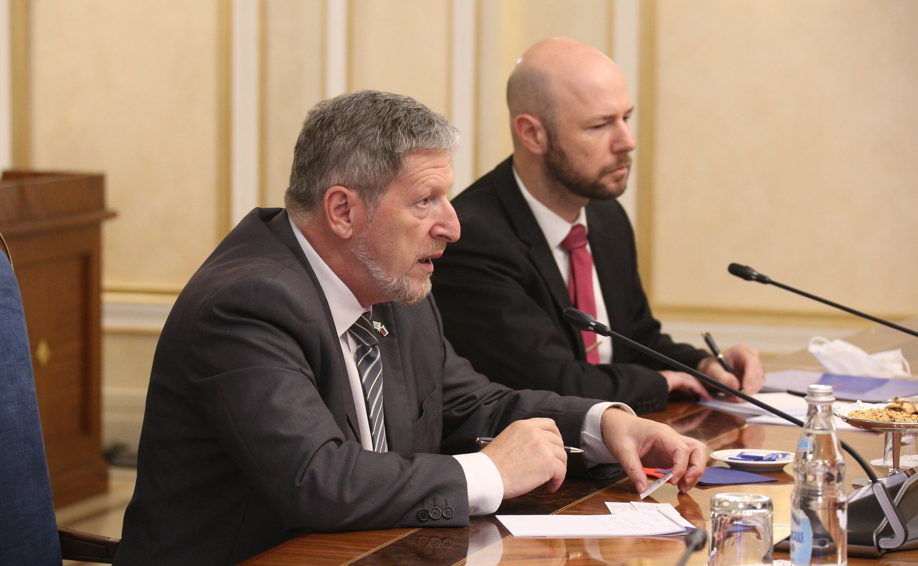 Встреча председателя Комитета СФ по международным делам Григория Карасина с Чрезвычайным и Полномочным Послом Государства Израиль в РФ Александром Бен Цви