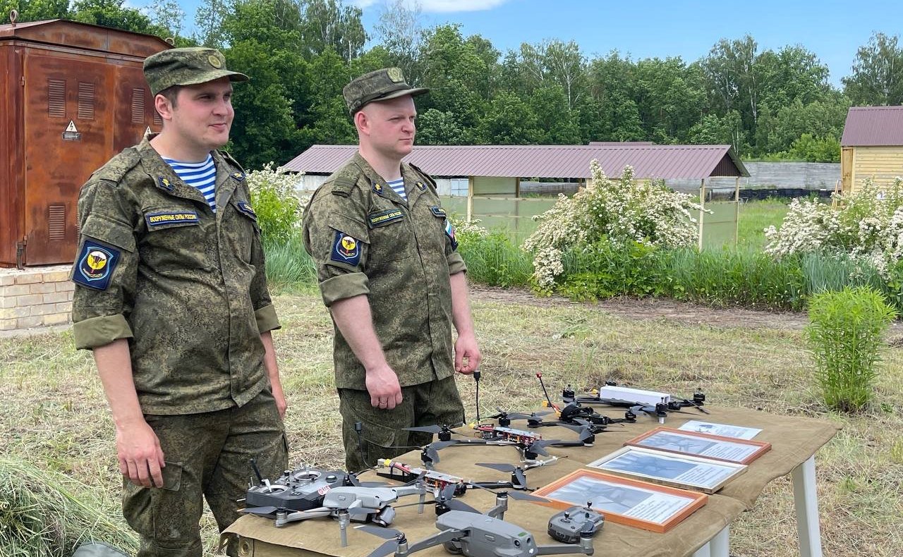 Айрат Гибатдинов в преддверии Дня защиты детей провел занятие в рамках проекта «Школа защитников Родины»