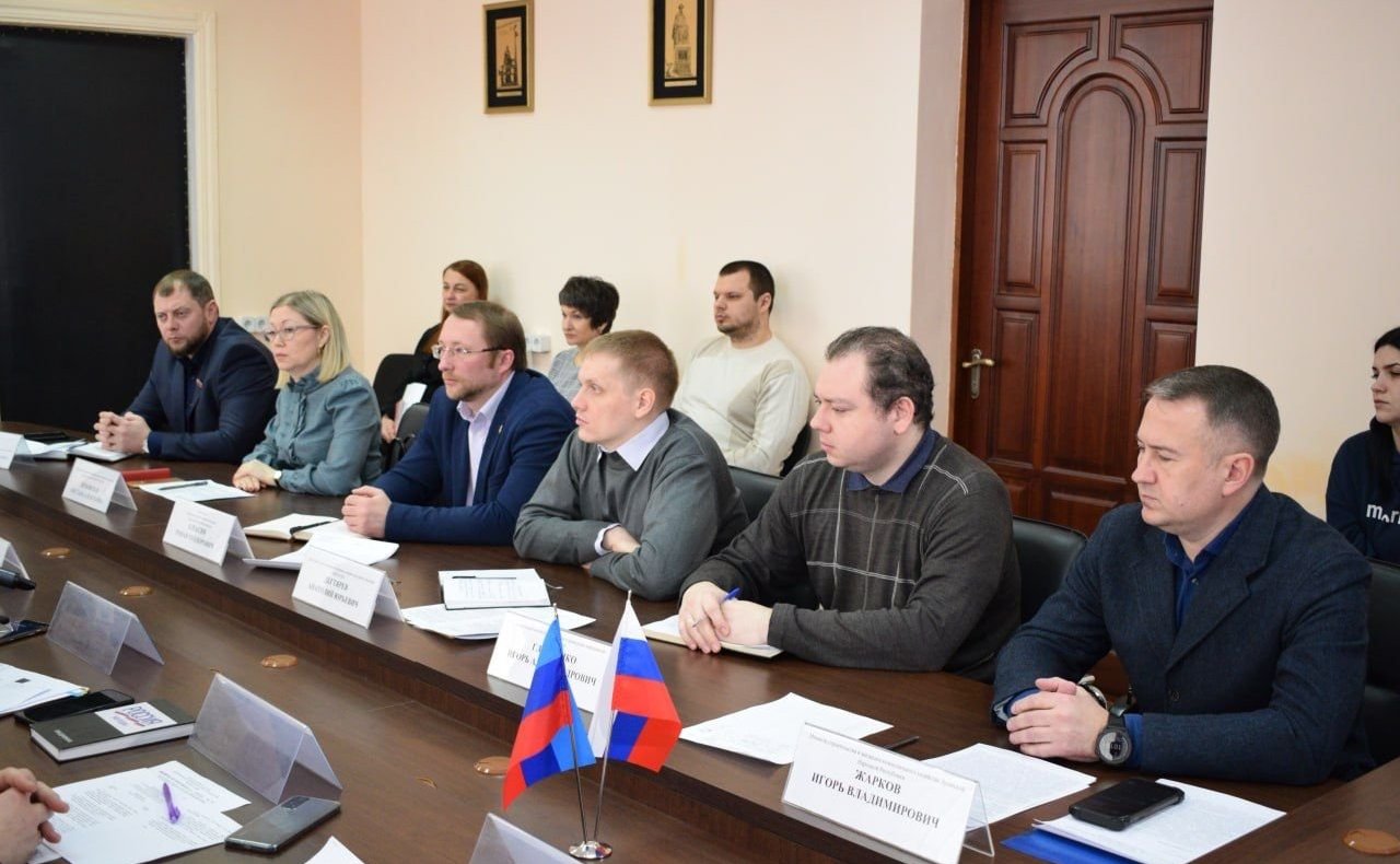 Ольга Бас и члены профильного комитета Народного Совета Республики обсудили в Луганске вопросы охраны культурного наследия