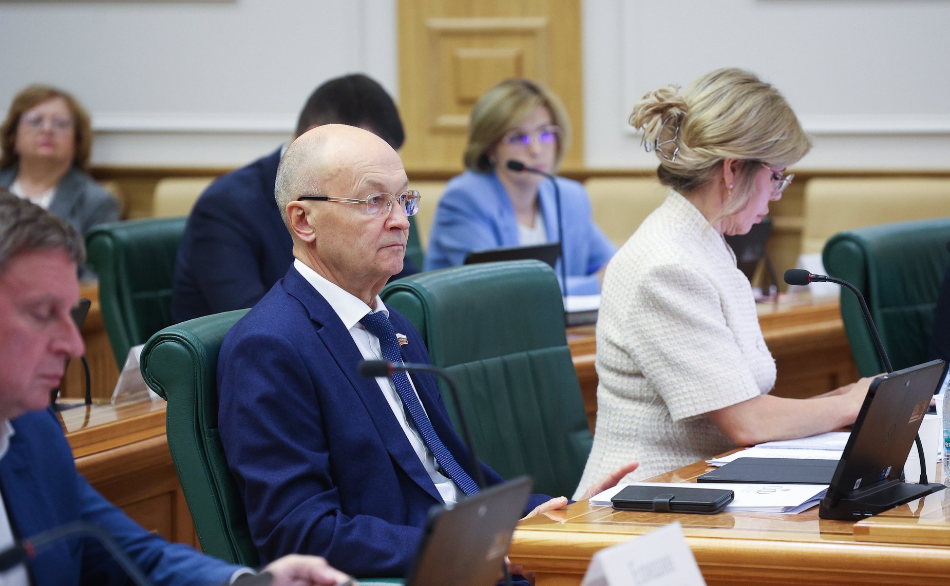 Владимир Киселев