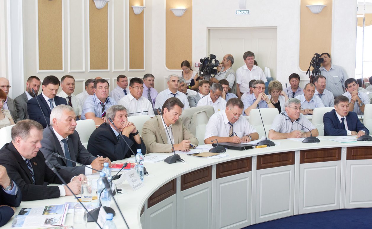 Круглый стол по теме: Проблемы развития агропромышленного комплекса 13