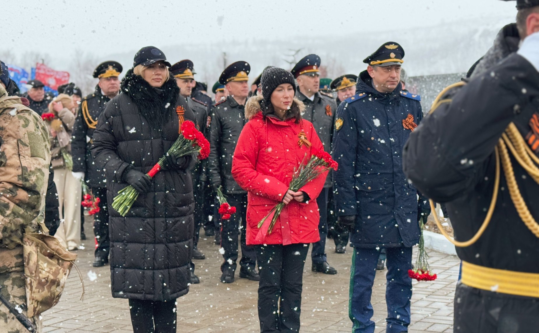 Татьяна Сахарова и Елена Дягилева в рамках региональной недели приняли участие в мероприятиях, приуроченных к 80-й годовщине Великой Победы