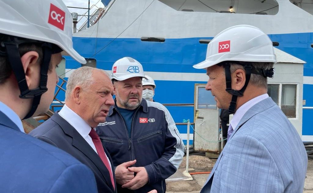 Андрей Яцкин и Сергей Митин посетили судостроительный завод «Северная верфь» в Санкт-Петербурге