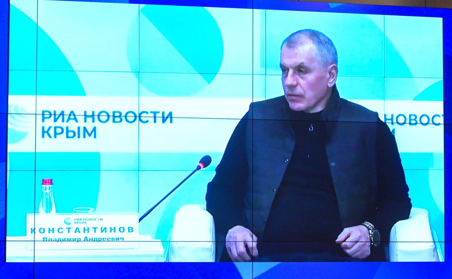 Сенатор РФ Сергей Карякин принял участие в видеомосте Москва — Симферополь «Крым и Россия — вместе навсегда» к 12-й годовщине воссоединения Крыма и Севастополя с Россией