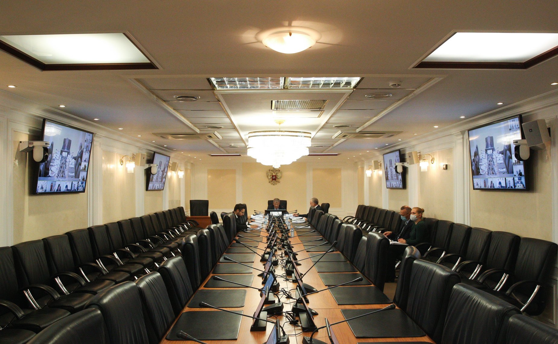 Парламентские слушания на тему «Актуальные вопросы правового регулирования отношений в сфере водоотведения»