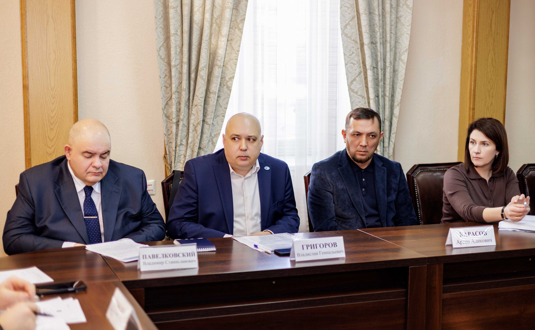 Николай Ежов обсудил с магаданскими рыбопромышленниками актуальные проблемные вопросы развития отрасли