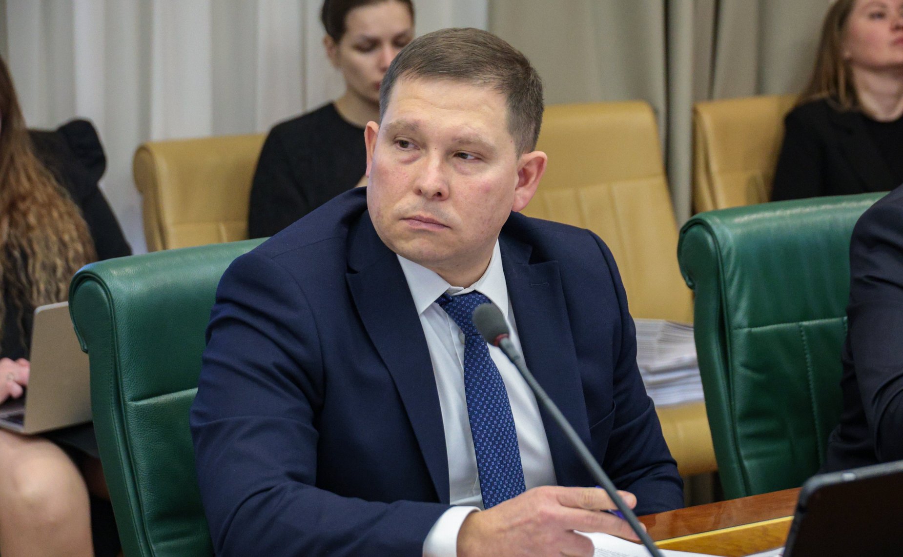 Круглый стол на тему «О реализации проектов по строительству индивидуальных жилых домов по договорам строительного подряда с использованием счетов эскроу»